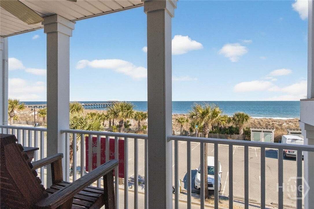 Condo in Tybee Island, Georgia, United States 2 - 17874496