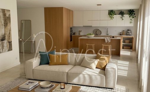 Apartment in Cedofeita, Santo Ildefonso, Se, Miragaia, Sao Nicolau e Vitoria, Porto District, Portugal 1