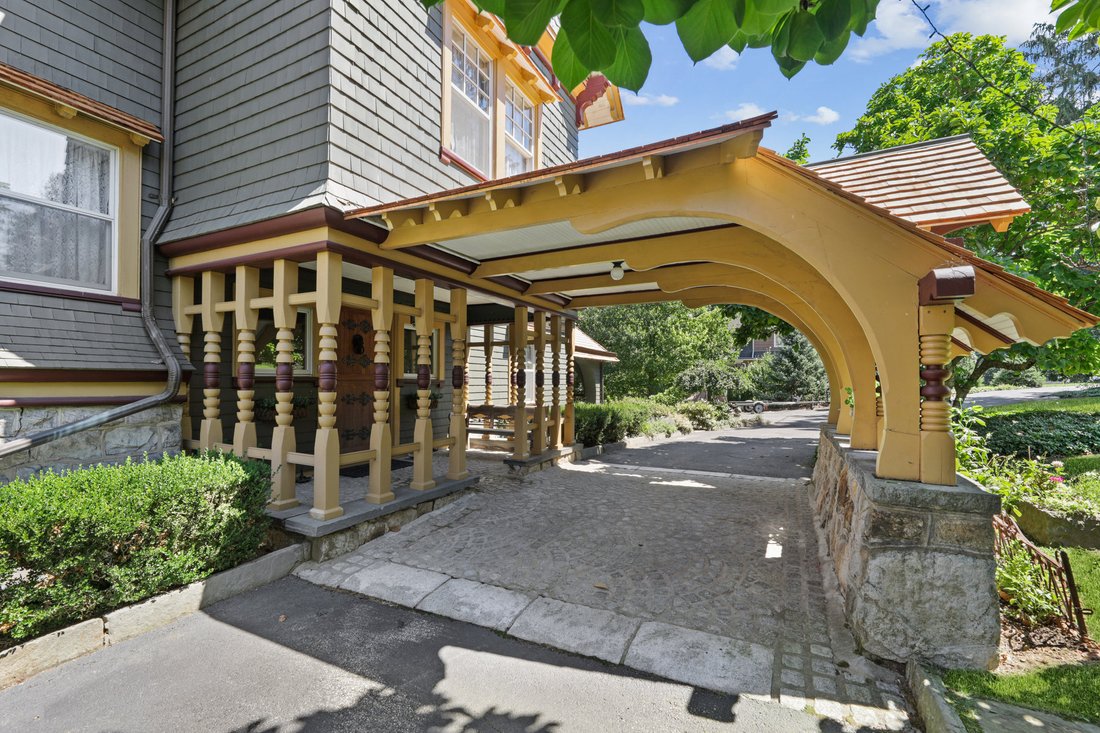 House in Mount Arlington, New Jersey, United States 3 - 17873440