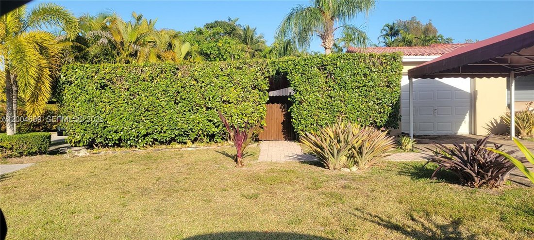 House in Miami, Florida, United States 5 - 17882452