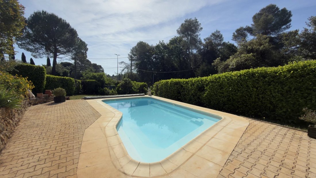 Villa in Valbonne, Provence-Alpes-Côte d'Azur, France 1 - 17881458