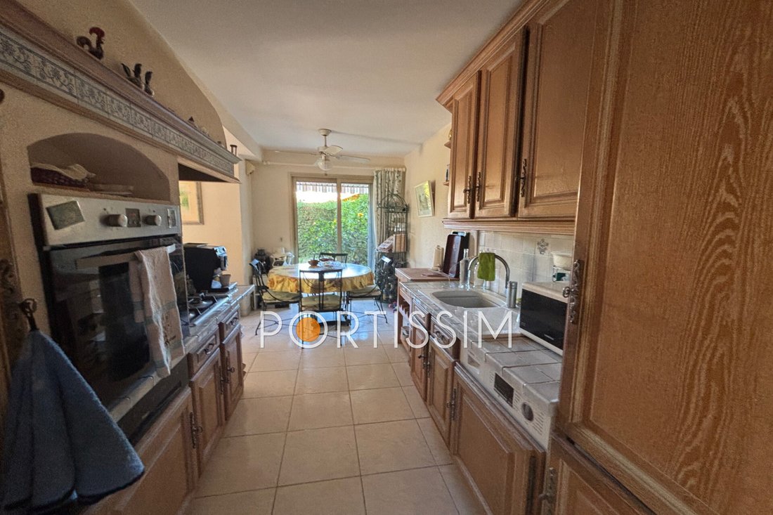 Apartment in Saint-Laurent-du-Var, Provence-Alpes-Côte d'Azur, France 5 - 17872986
