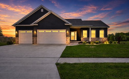House in Le Claire, Iowa, United States 1