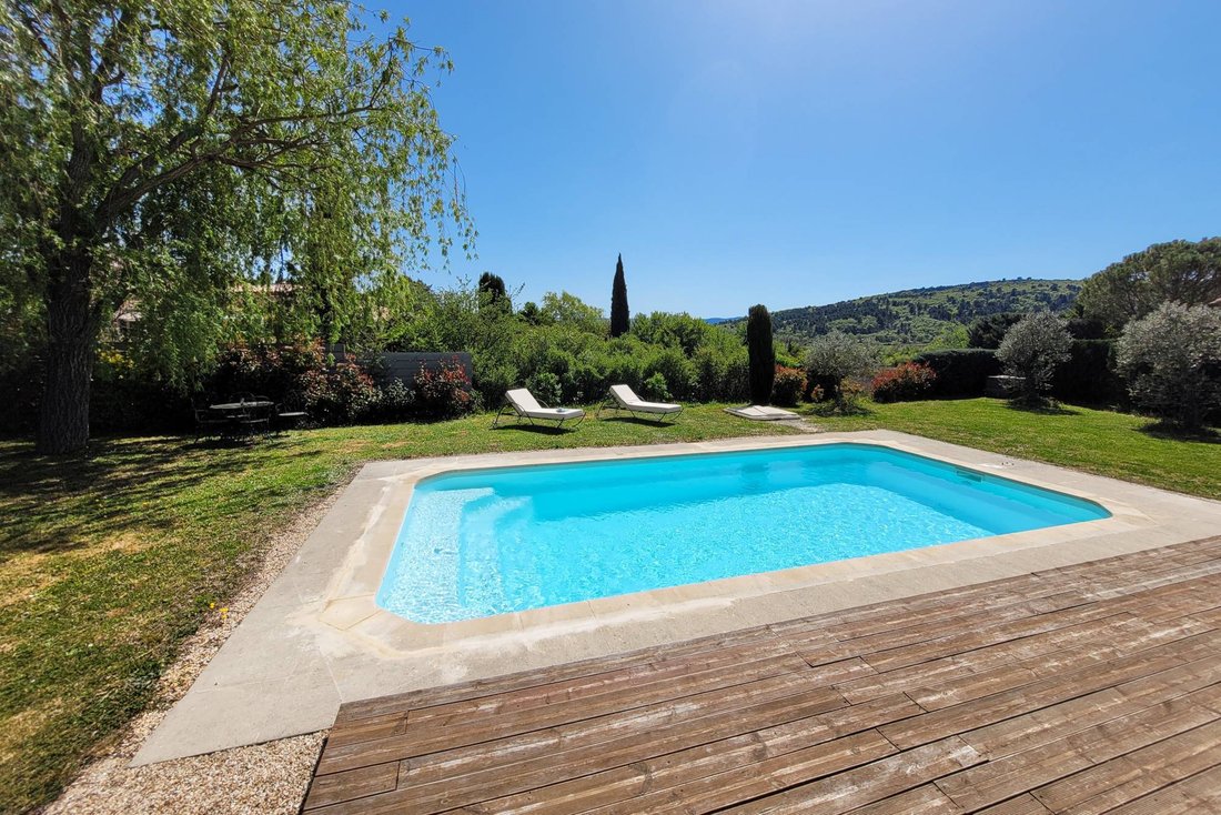 Apartment in Gordes, Provence-Alpes-Côte d'Azur, France 2 - 17875838