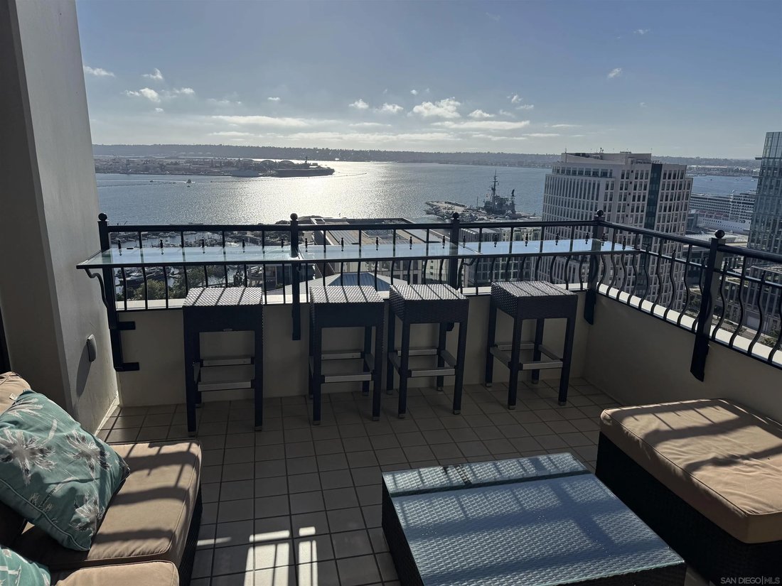 Condo in San Diego, California, United States 3 - 17876156