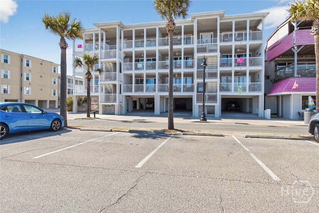 Condo in Tybee Island, Georgia, United States 1 - 17874496