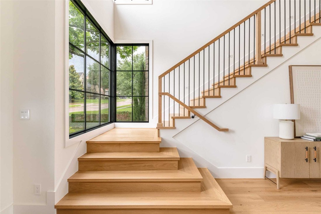 House in Dallas, Texas, United States 4 - 17877958