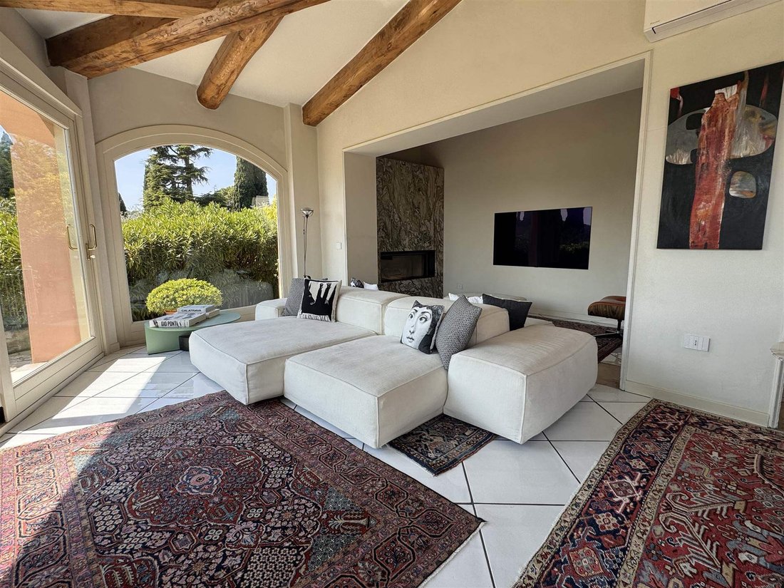 Villa in Hill Zone, Padenghe sul Garda, Lombardy 2 - 17876078