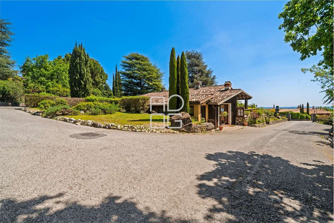 Villa in Hill Zone, Padenghe sul Garda, Lombardy 5 - 17875039