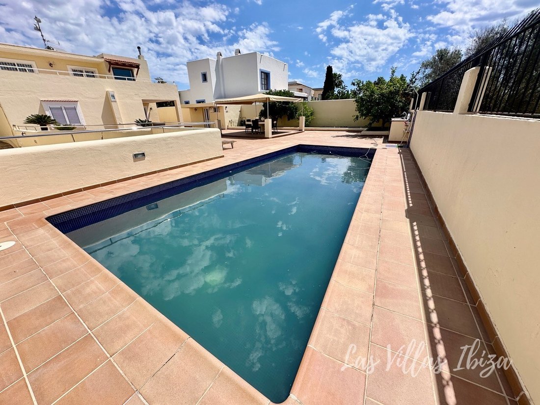 House in Santa Gertrudis de Fruitera, Santa Eularia des Riu, Balearic Islands 3 - 17834411