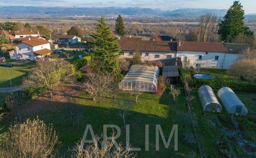House in Villette-sur-Ain, Auvergne-Rhône-Alpes, France 1