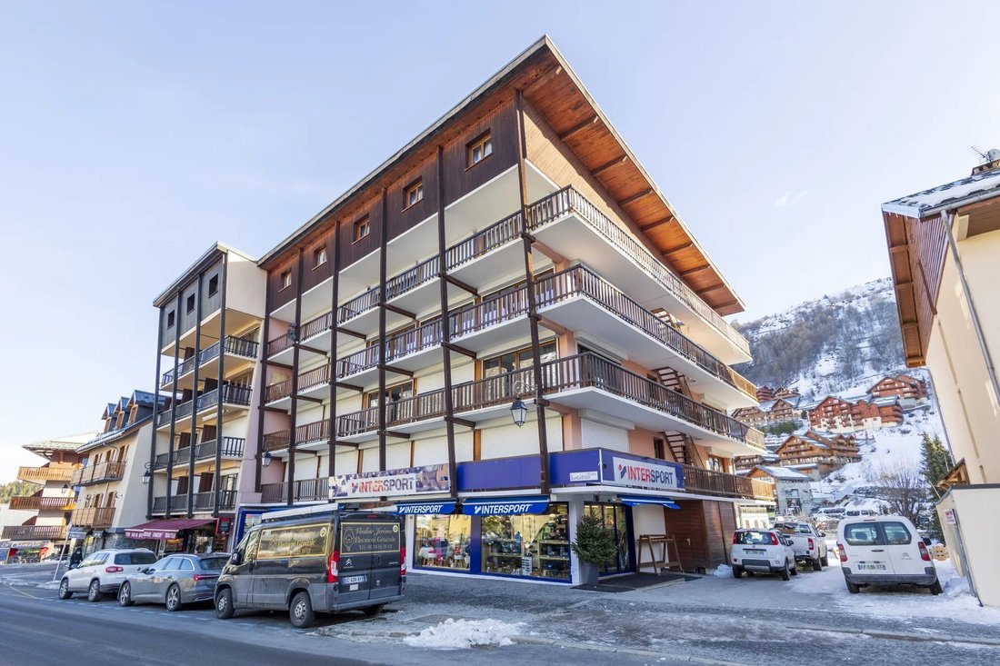 Apartment in Valloire, Auvergne-Rhône-Alpes, France 3 - 17885759