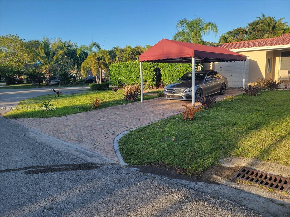 House in Miami, Florida, United States 2 - 17882452