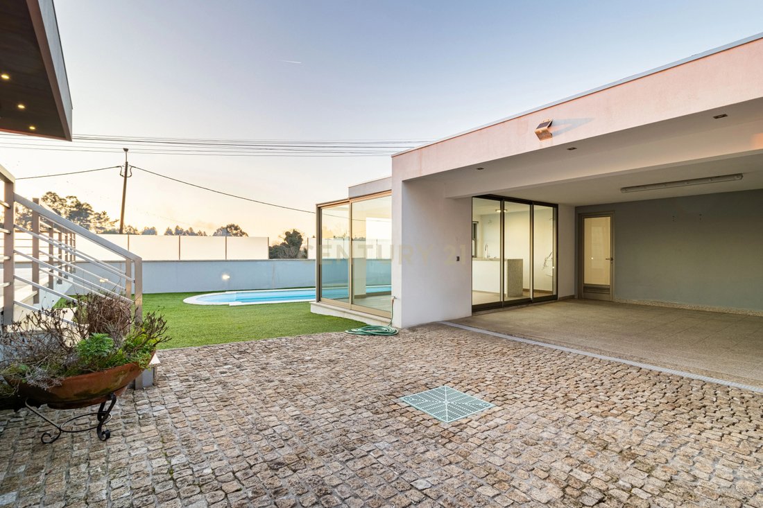 Villa in Santa Maria da Feira, Aveiro District, Portugal 3 - 17488520