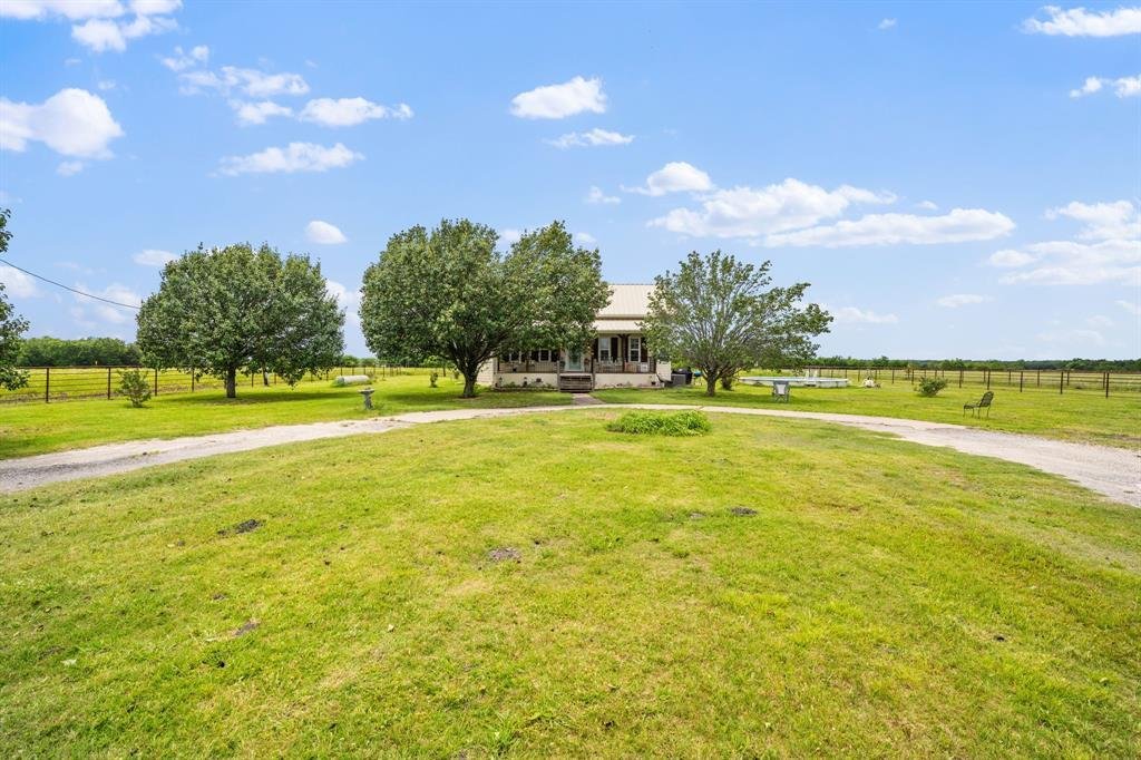 House in Wolfe City, Texas, United States 2 - 17876607