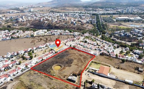 Land in El Durazno, Michoacán, Mexico 1