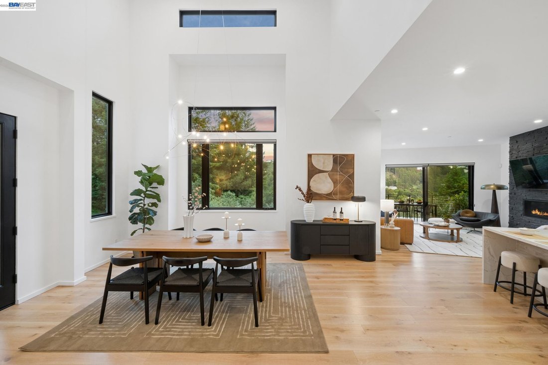 House in Alameda, California, United States 2 - 17877225