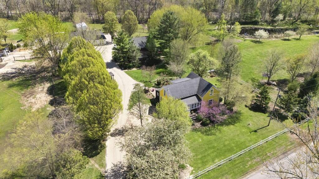 Farm Ranch in Sawyer, Michigan, United States 1 - 17878114