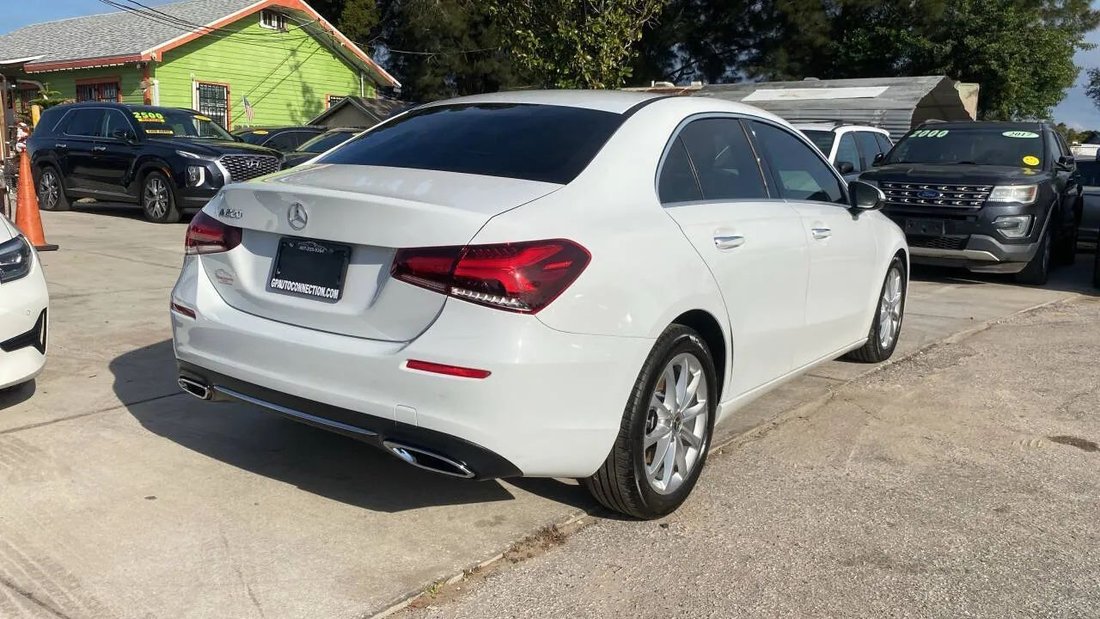 Sedan in HAINES CITY, FL, United States 3 - 17881918