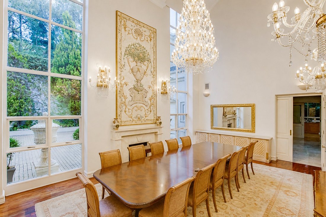 House in Sandton, Gauteng, South Africa 4 - 17877244