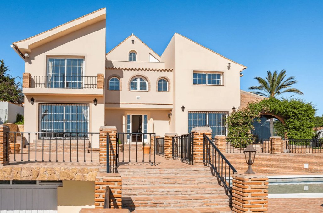 Villa in Estepona, Andalusia, Spain 4 - 17879482