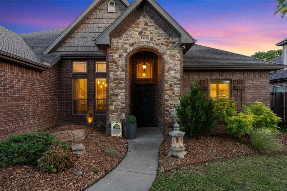 House in Cave Springs, Arkansas, United States 3 - 17874472