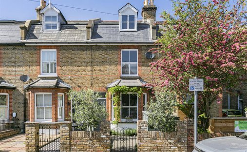 House in Kingston Upon Thames, Royal Borough of Kingston upon Thames, England 1