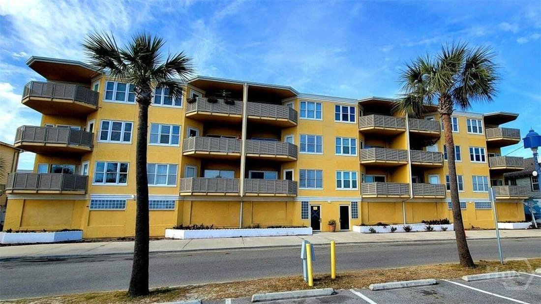 Condo in Tybee Island, Georgia, United States 1 - 15825920