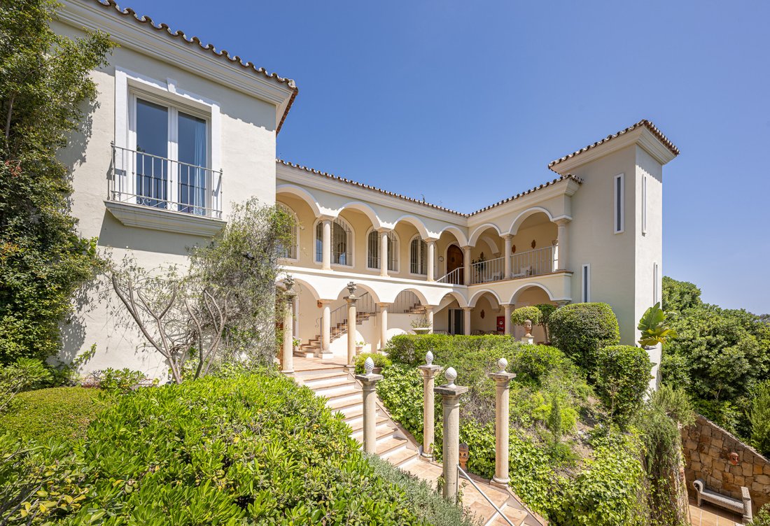 Villa in La Quinta, Benahavis, Andalusia 1 - 17880854