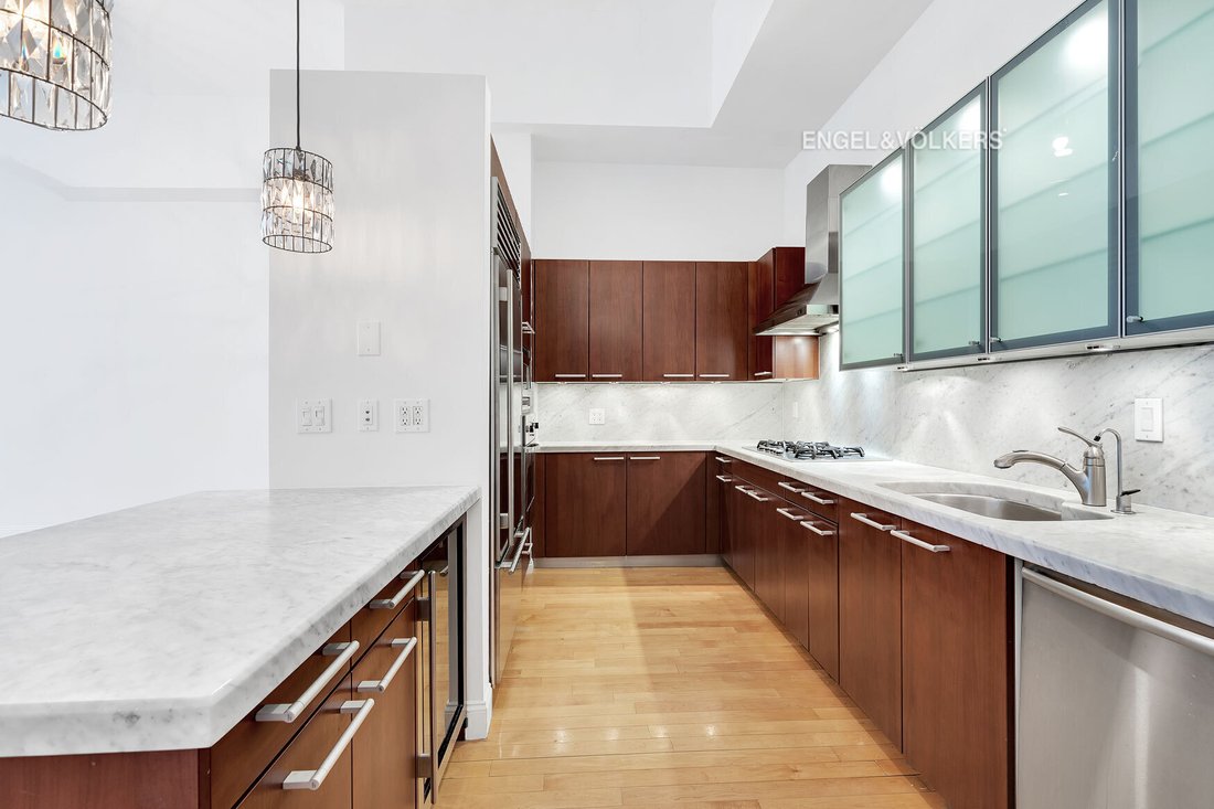 Condo in New York, New York, United States 2 - 17876220
