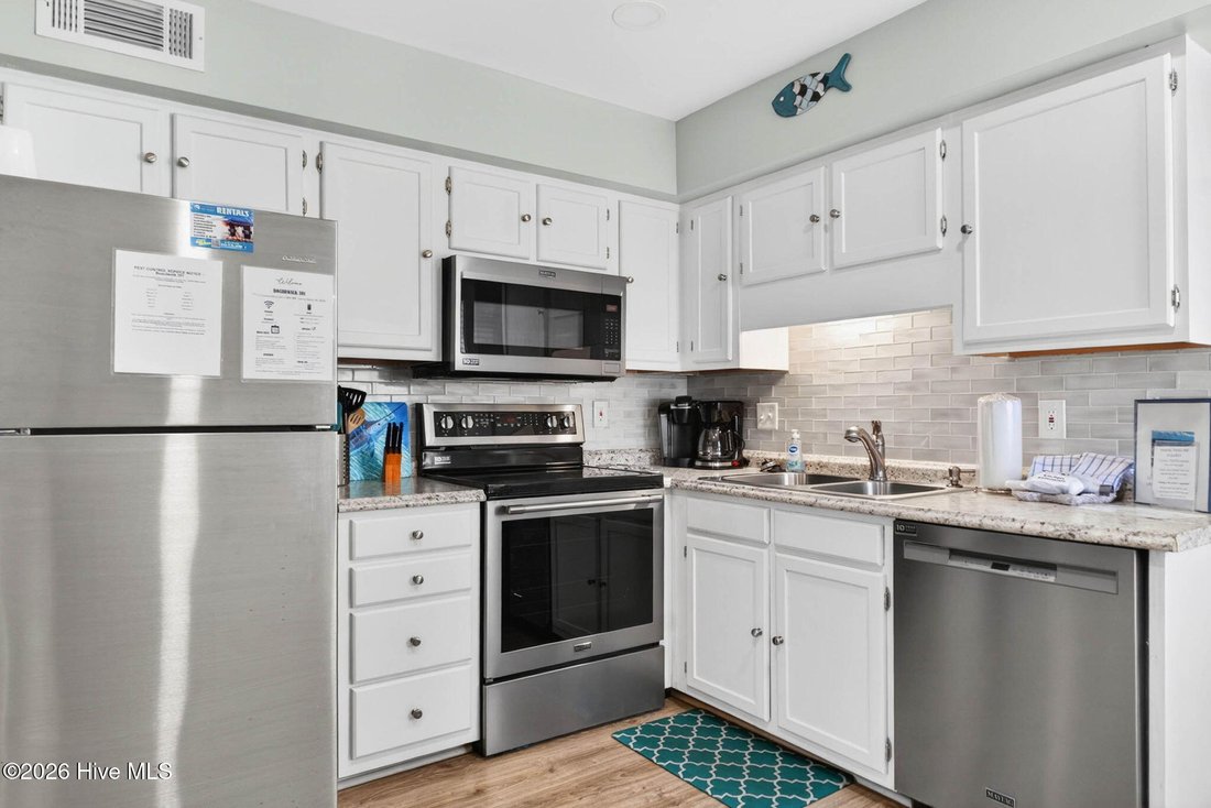 Condo in Carolina Beach, North Carolina, United States 5 - 17872262
