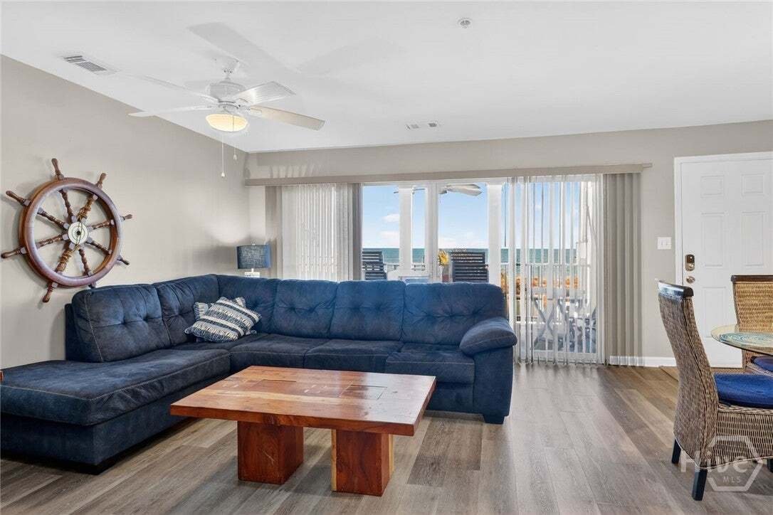Condo in Tybee Island, Georgia, United States 5 - 17874496