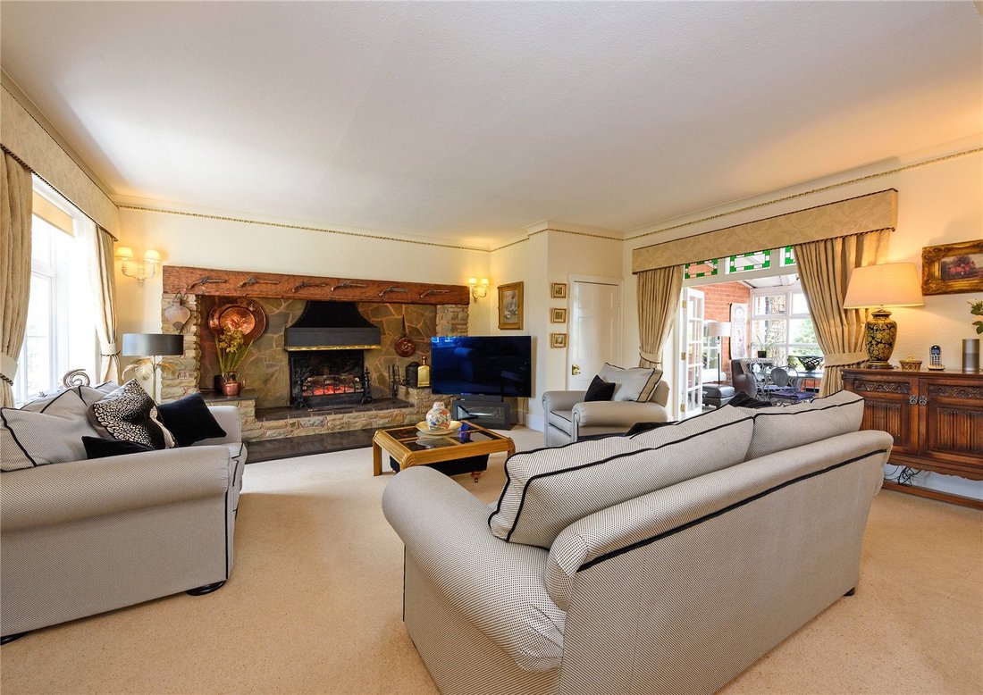 House in Wychavon, England 5 - 17872279