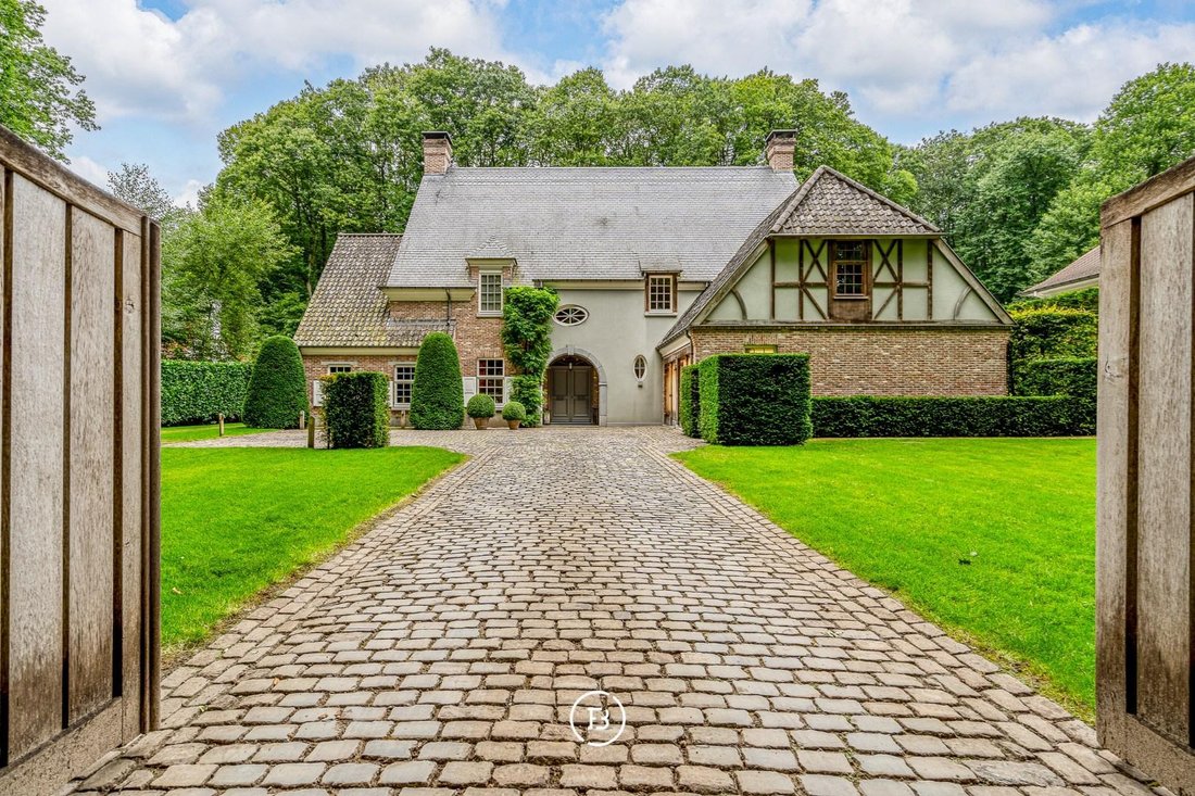Villa in Sint-Martens-Latem, Flanders, Belgium 1 - 13183804
