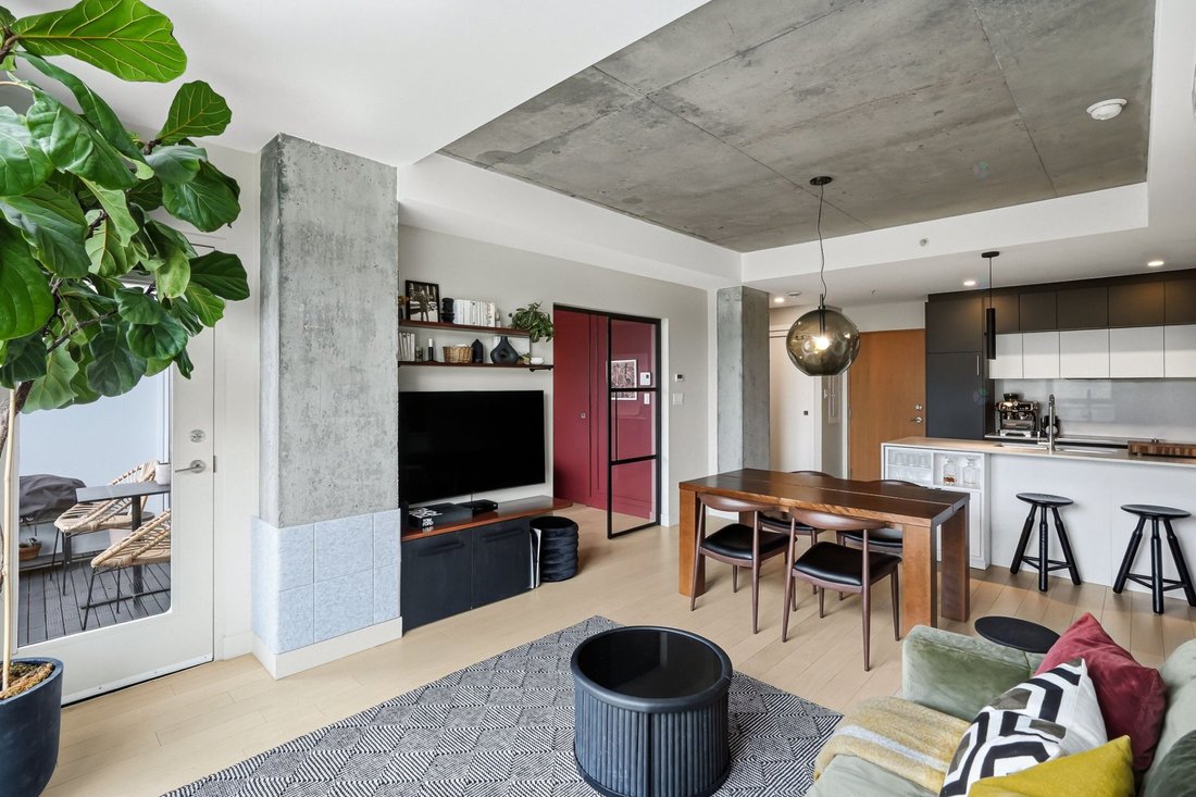 Condo in Montréal, Quebec, Canada 4 - 17876610
