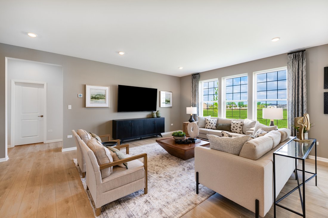 House in Shorewood, Illinois, United States 2 - 17876189