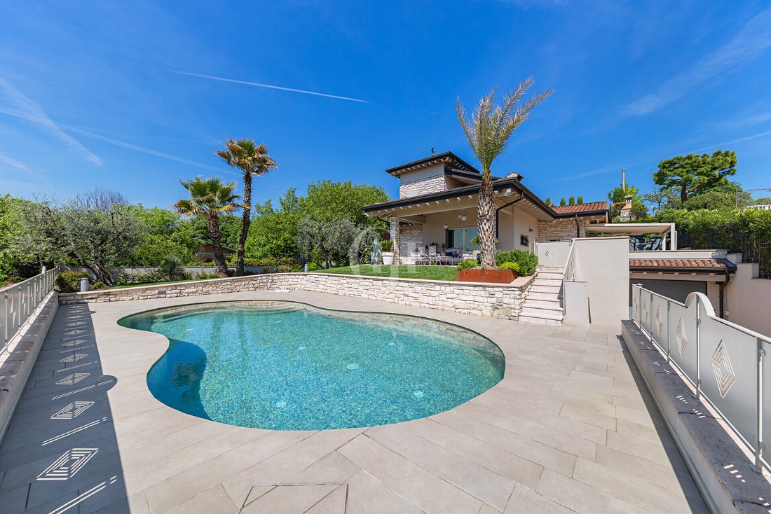 Villa in Pozze - San Martino, Lonato del Garda, Lombardy 2 - 17878960