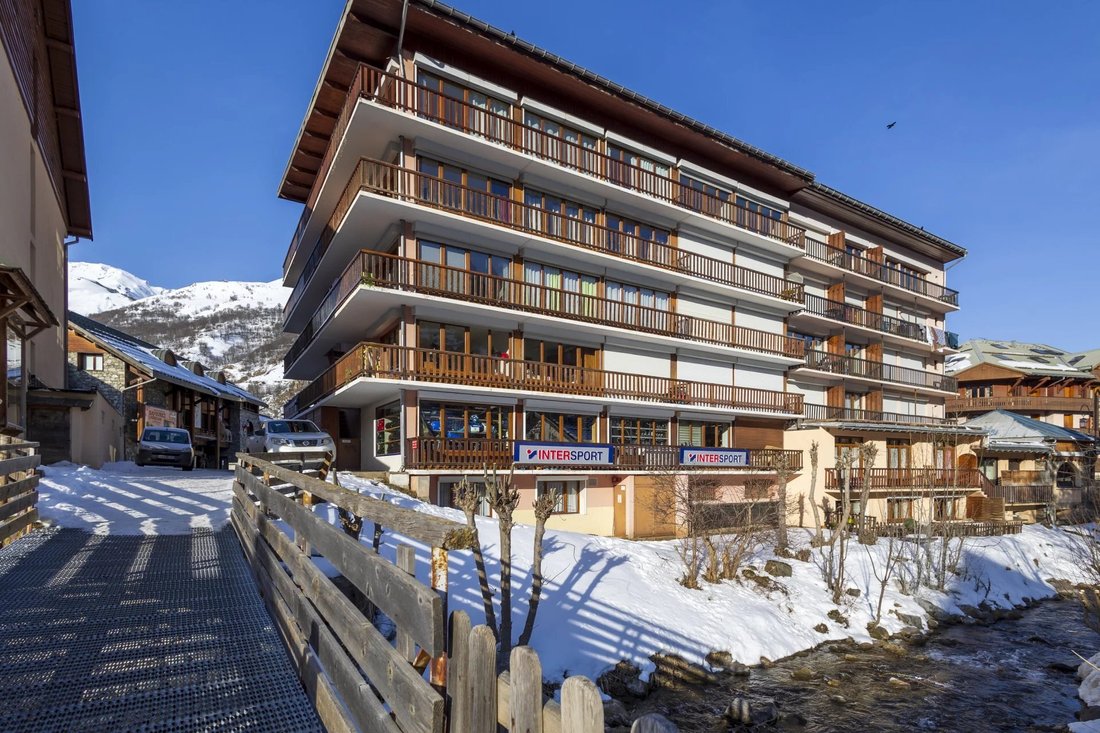 Apartment in Valloire, Auvergne-Rhône-Alpes, France 2 - 17885759