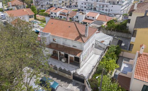 Villa a Ramada e Canecas, Lisbona, Portogallo 1