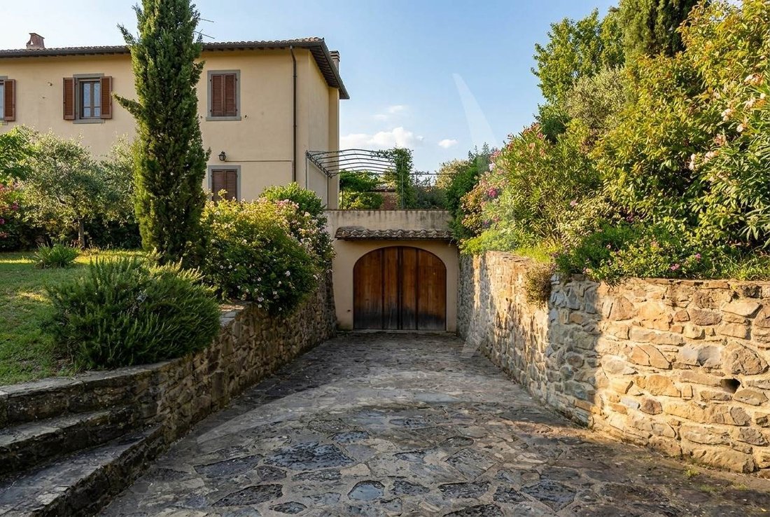 Terontola, Cortona, Tuscany 3 - 13150056