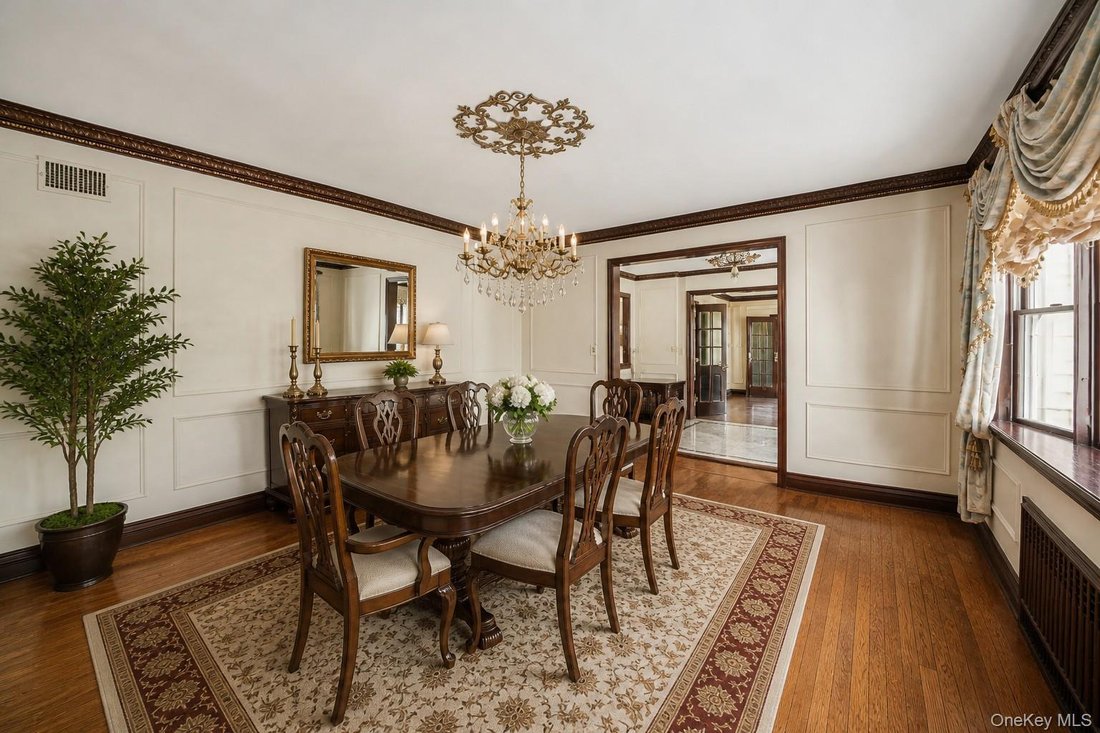 House in New York, New York, United States 5 - 17527934