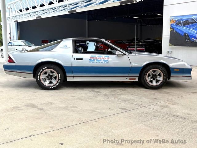 Chevrolet Camaro in Calverton, NY, United States 5 - 17876480