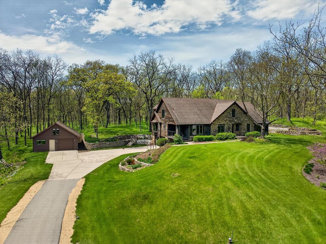 House in Brooklyn, Wisconsin, United States 4 - 17875242