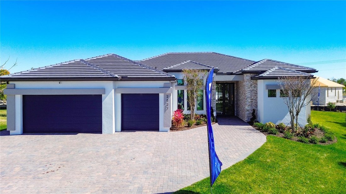 House in Cape Coral, Florida, United States 1 - 17875269