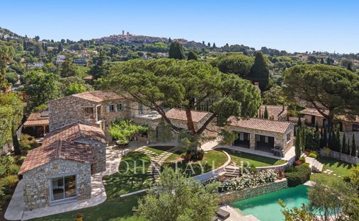 Maison à Saint-Paul-de-Vence, Provence-Alpes-Côte d'Azur, France 1