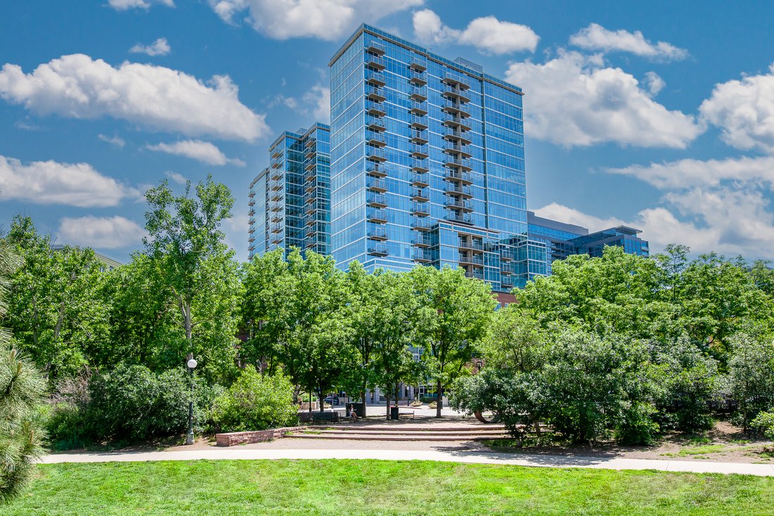Condo in Denver, Colorado, United States 2 - 12935768