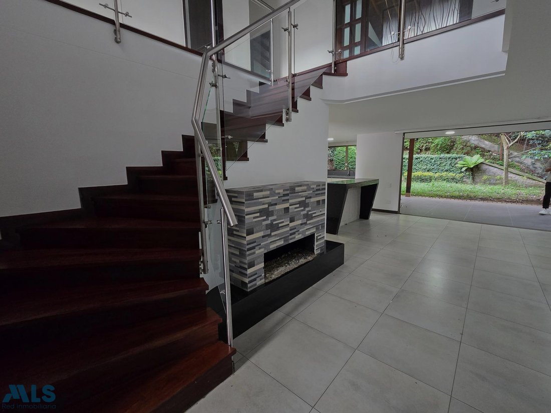 Apartment in Medellín, Antioquia, Colombia 3 - 17879266