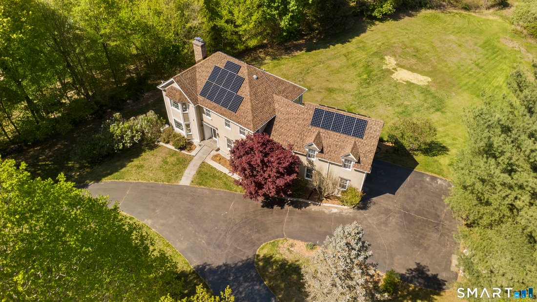 House in Monroe, Connecticut, United States 2 - 17886999