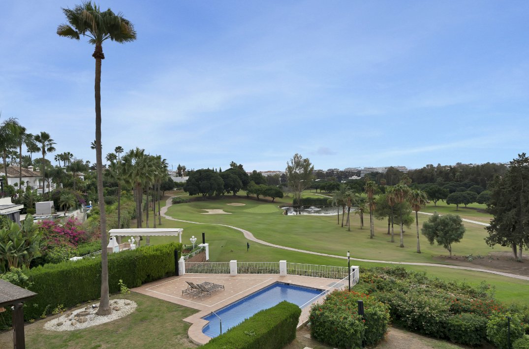 Apartment in Marbella, Andalusia, Spain 2 - 17879429
