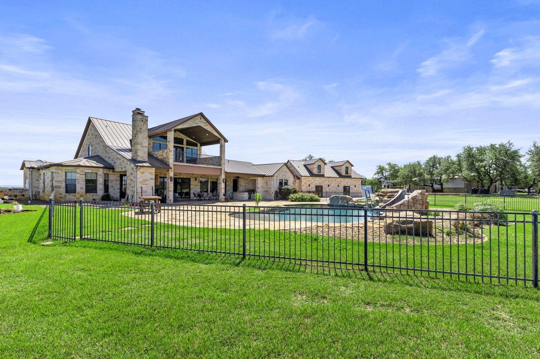 House in Round Mountain, Texas, United States 2 - 17875328